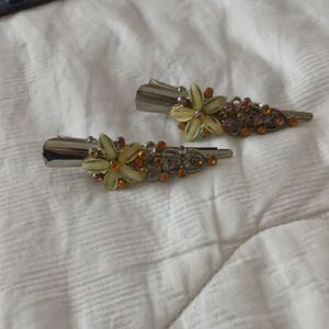 Vintage Floral Hair Clips with Yellow and Orange Accents